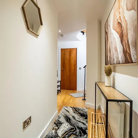 Apartment Riverside Penthouses - Duplex & Triplex - Views - Free Parking