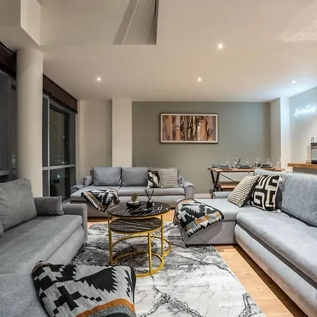 Riverside Penthouses - Duplex & Triplex - Views - Free Parking Apartment Leeds (West Yorkshire)