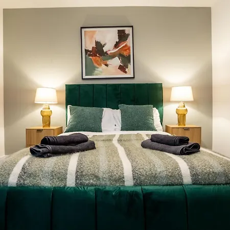 Apartment Riverside Penthouses - Duplex & Triplex - Views - Free Parking