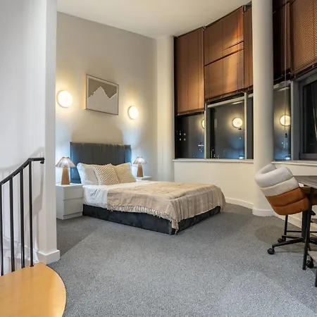 Apartment Riverside Penthouses - Duplex & Triplex - Views - Free Parking