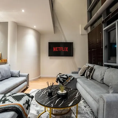 Riverside Penthouses - Duplex & Triplex - Views - Free Parking * Leeds (West Yorkshire)