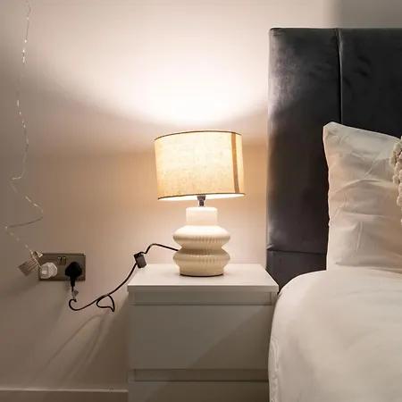Apartment Riverside Penthouses - Duplex & Triplex - Views - Free Parking Leeds (West Yorkshire)