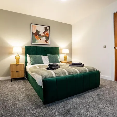 Apartment Riverside Penthouses - Duplex & Triplex - Views - Free Parking *