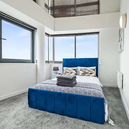 Apartman Riverside Penthouses - Duplex & Triplex - Views - Free Parking *