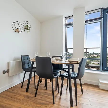 Riverside Penthouses - Duplex & Triplex - Views - Free Parking Apartman